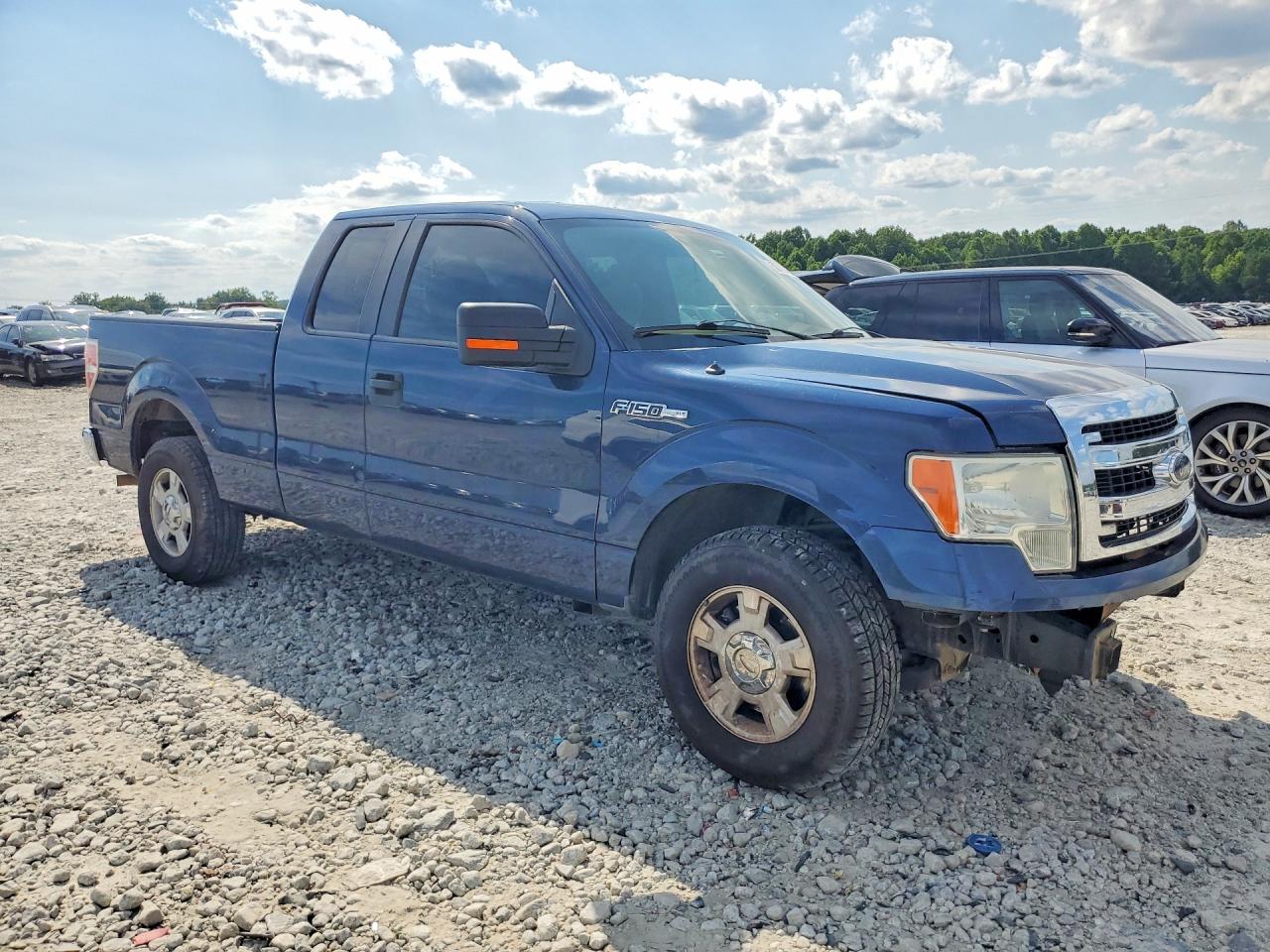 2013 Ford F150 Super Cab Blue vin: 1FTEX1CMXDFA75460