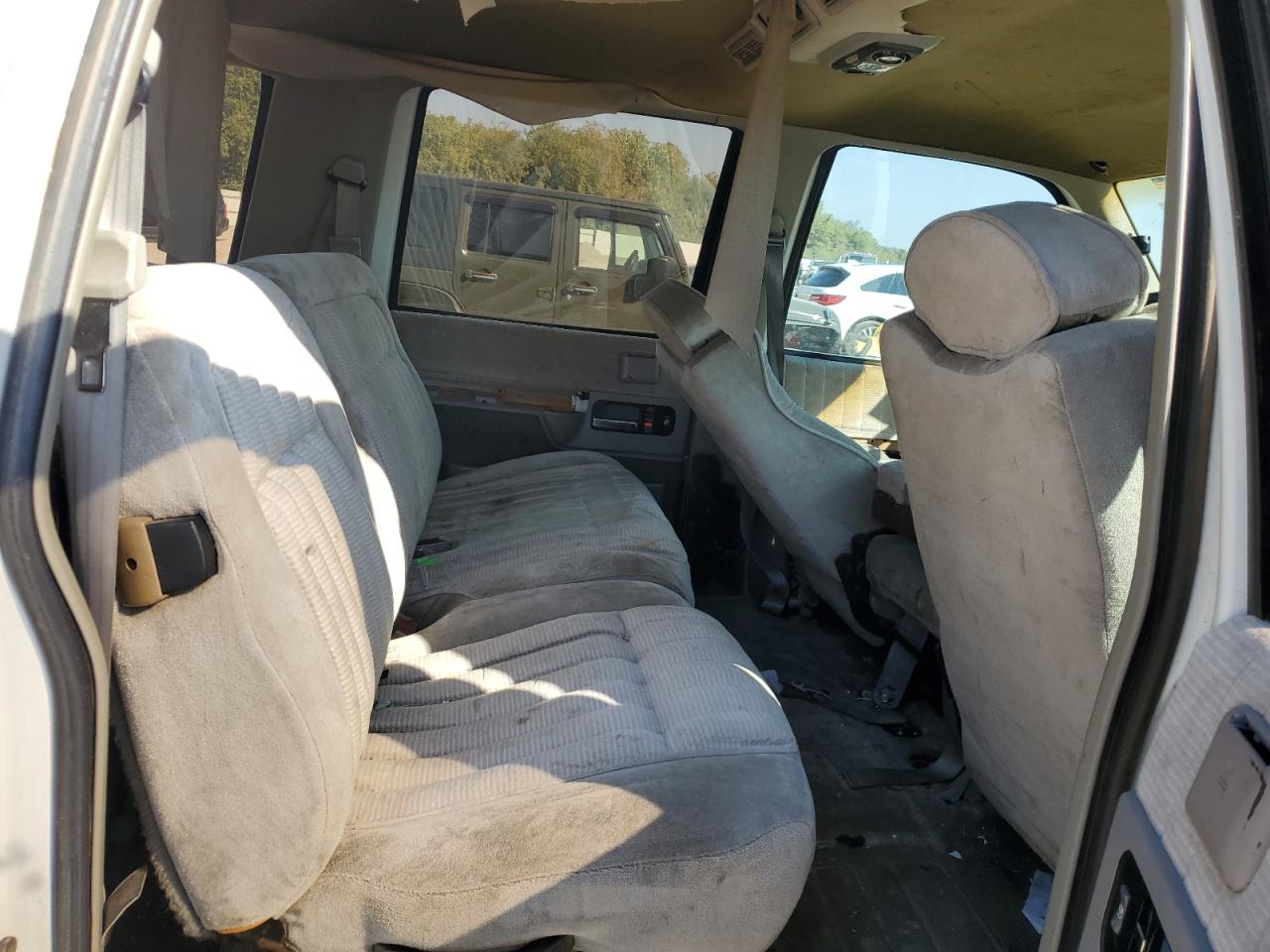 1993 Gmc Suburban K1500 Pink vin: 1GDFK16K8PJ758624