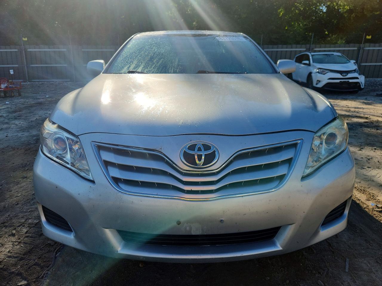 2011 Toyota Camry Le Silver vin: 4T4BF3EKXBR100543