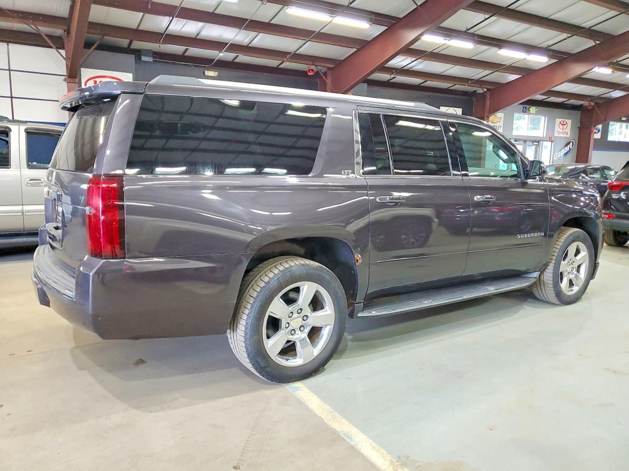 2015 Chevrolet Suburban K1500 Ltz Серый vin: 1GNSKKKC3FR262600
