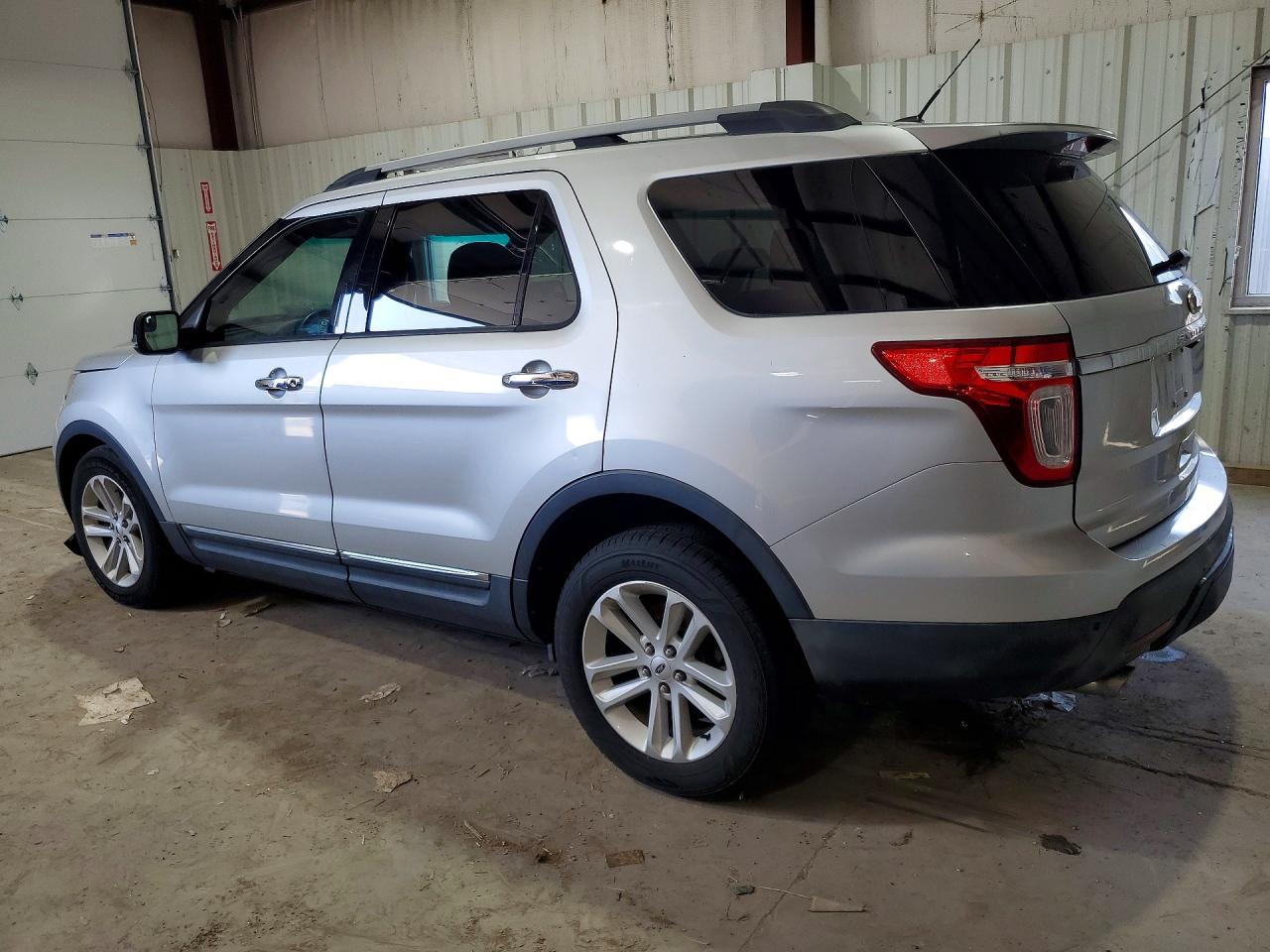 2012 Ford Explorer Xlt Silver vin: 1FMHK8D8XCGA08044