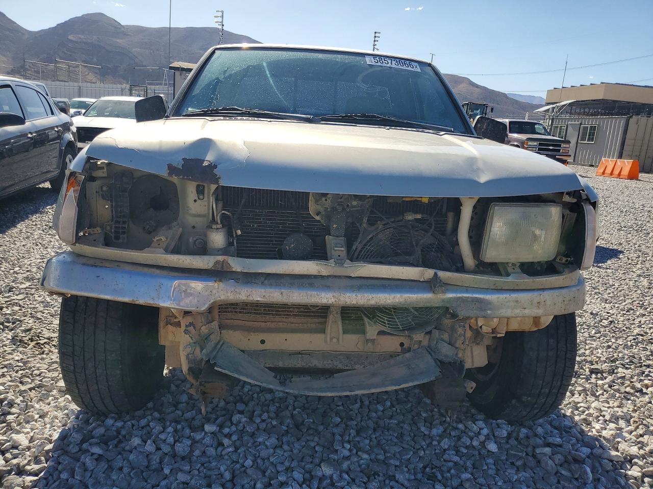 1999 Nissan Frontier Xe-v6 Silver vin: 1N6ED26Y2XC321983