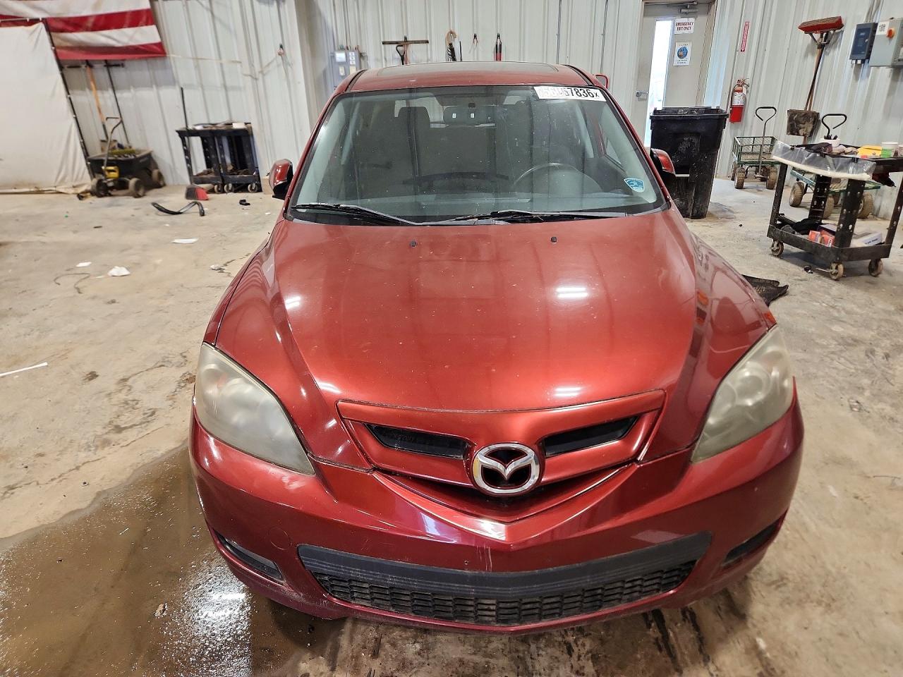 2008 Mazda 3 Hatchback Red vin: JM1BK343381119286
