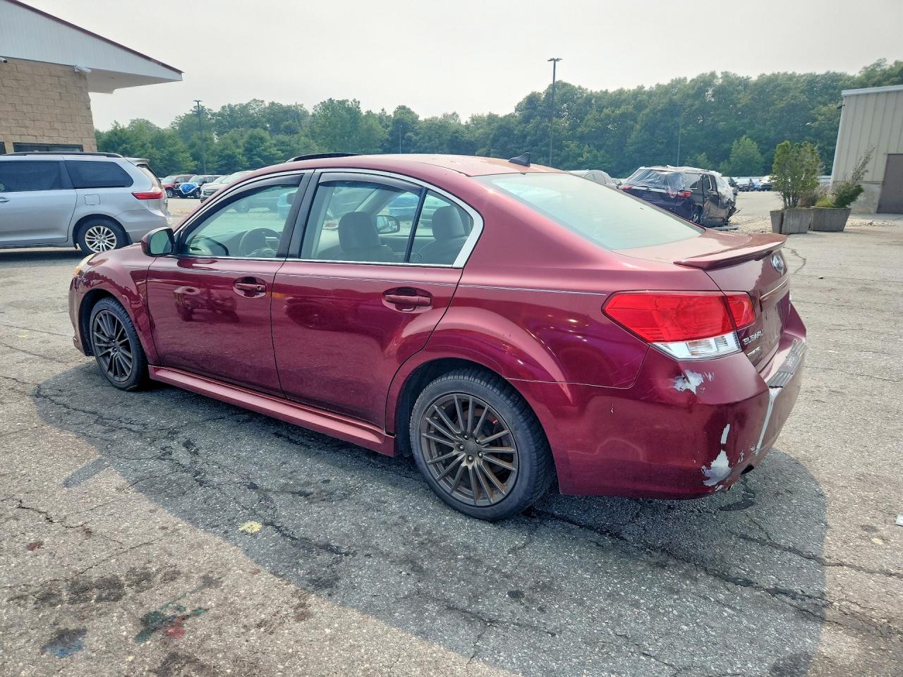 2011 Subaru Legacy 2.5i Limited Red vin: 4S3BMBL67B3218950