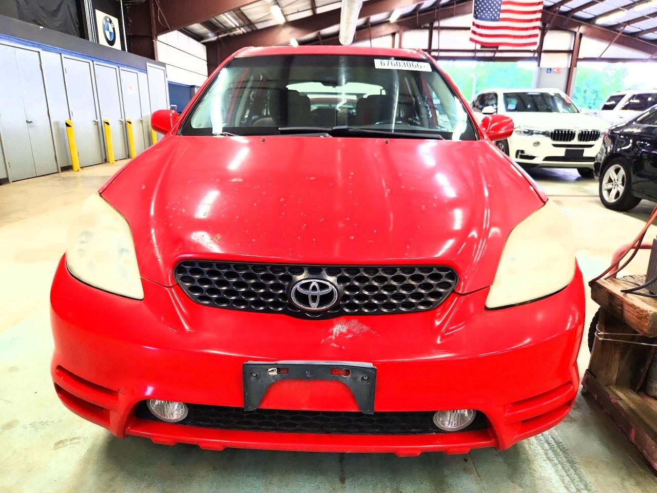 2003 Toyota Corolla Matrix Xrs Красный vin: 2T1KY32E23C041140