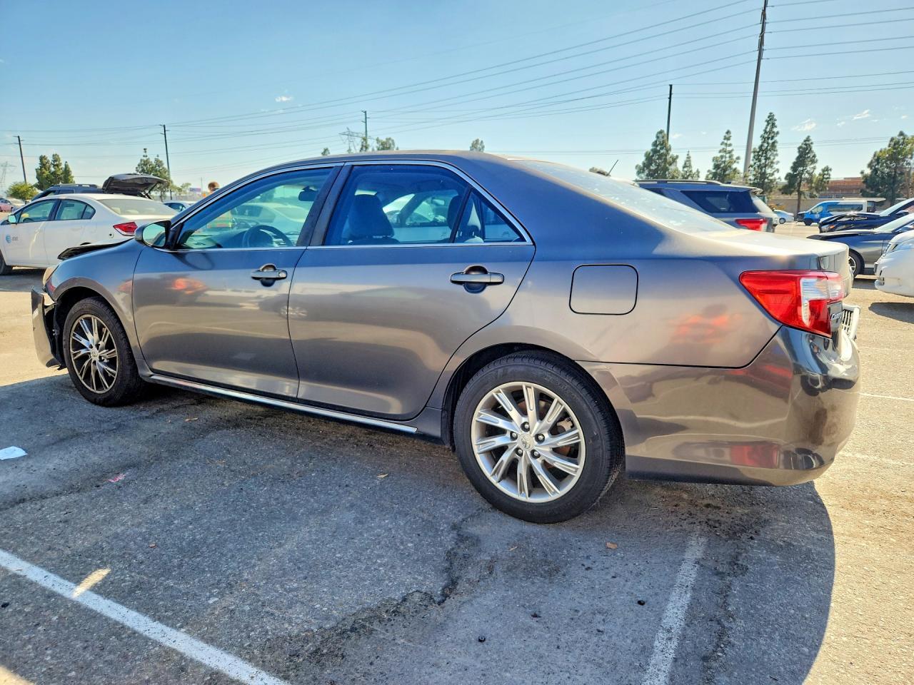 2013 Toyota Camry Le Серый vin: 4T4BF1FK0DR303379