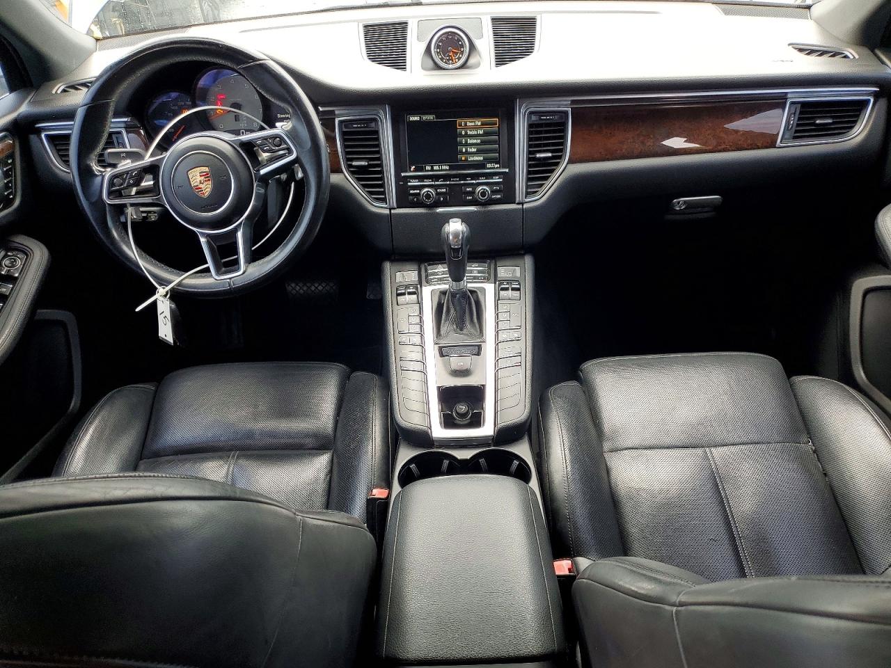2015 Porsche Macan S Black vin: WP1AB2A56FLB43934