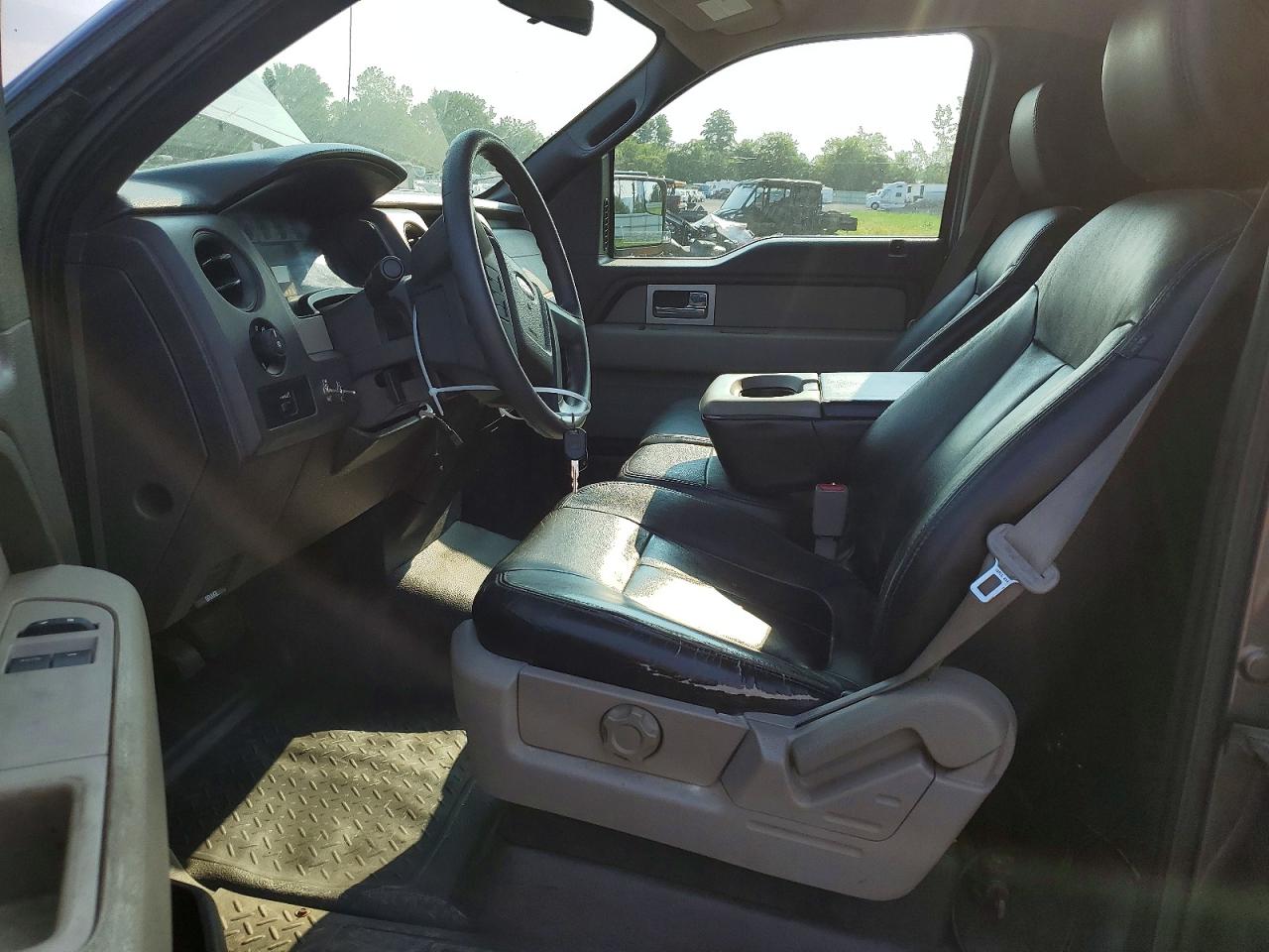 2009 Ford F150 Gray vin: 1FTRF14839KC43895