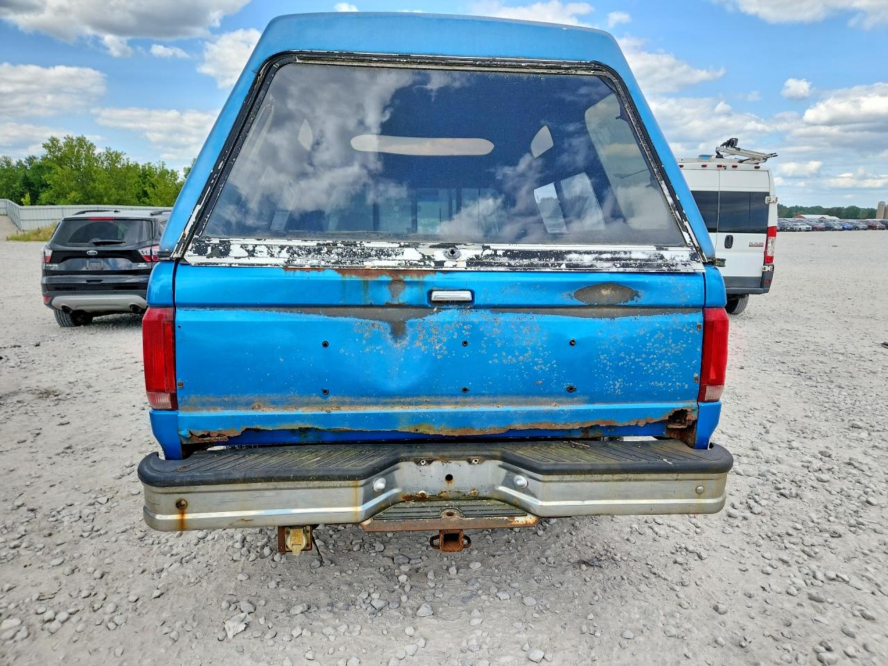 1994 Ford F150 Blue vin: 1FTEX14HXRKB89572