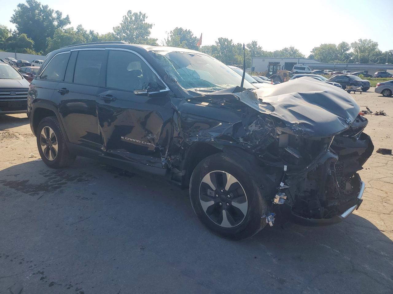 2024 Jeep Grand Cherokee Limited 4xe Black vin: 1C4RJYB62R8520512