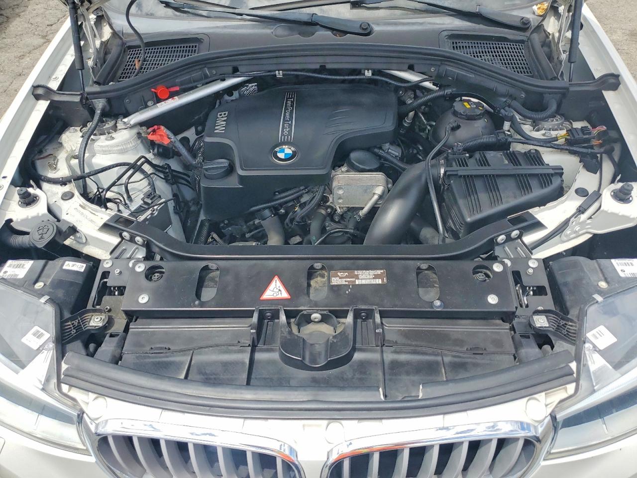 2015 Bmw X4 Xdrive28i Белый vin: 5UXXW3C54F0M88334
