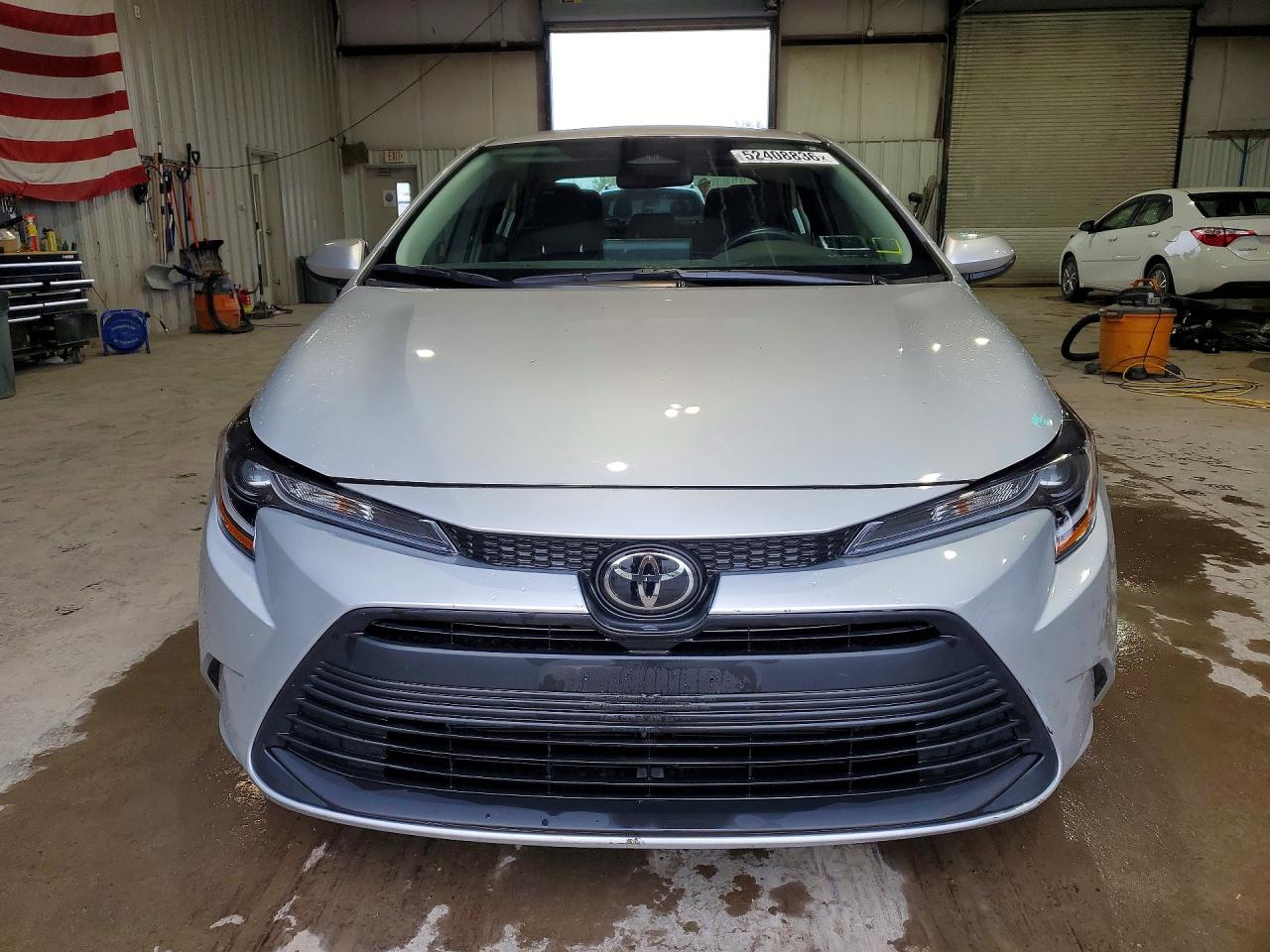2024 Toyota Corolla Le Silver vin: 5YFB4MDE2RP152116
