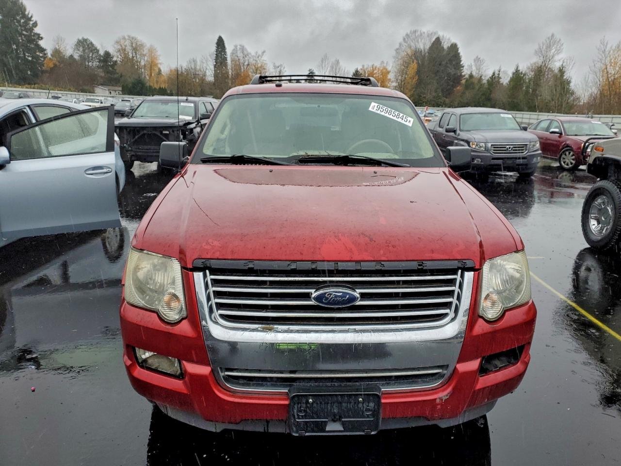 2008 Ford Explorer Xlt Red vin: 1FMEU73E58UA77165