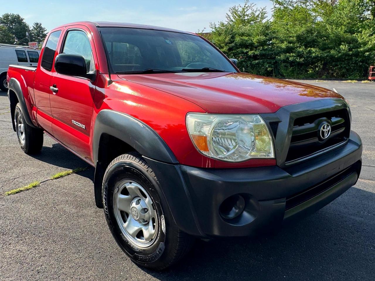2008 Toyota Tacoma V6 Red vin: 5TEUU42N88Z487630