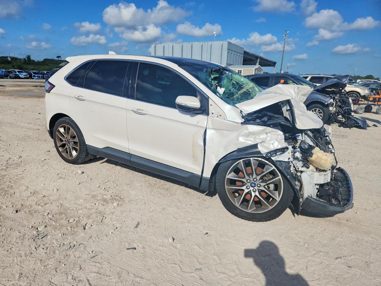 2015 Ford Edge Titanium White vin: 2FMPK3K85FBB25222