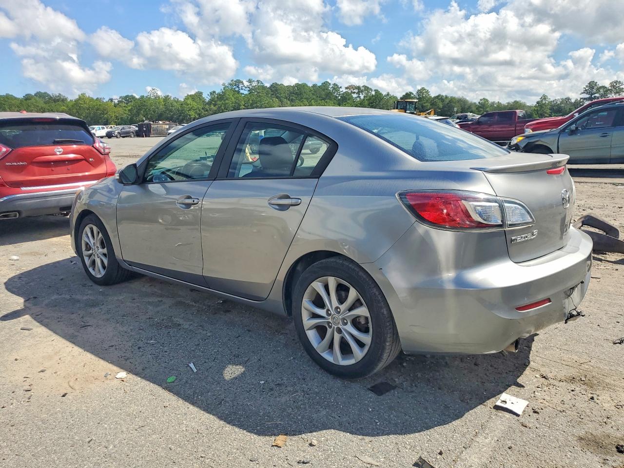 2010 Mazda 3 S Серебряный vin: JM1BL1S65A1238218