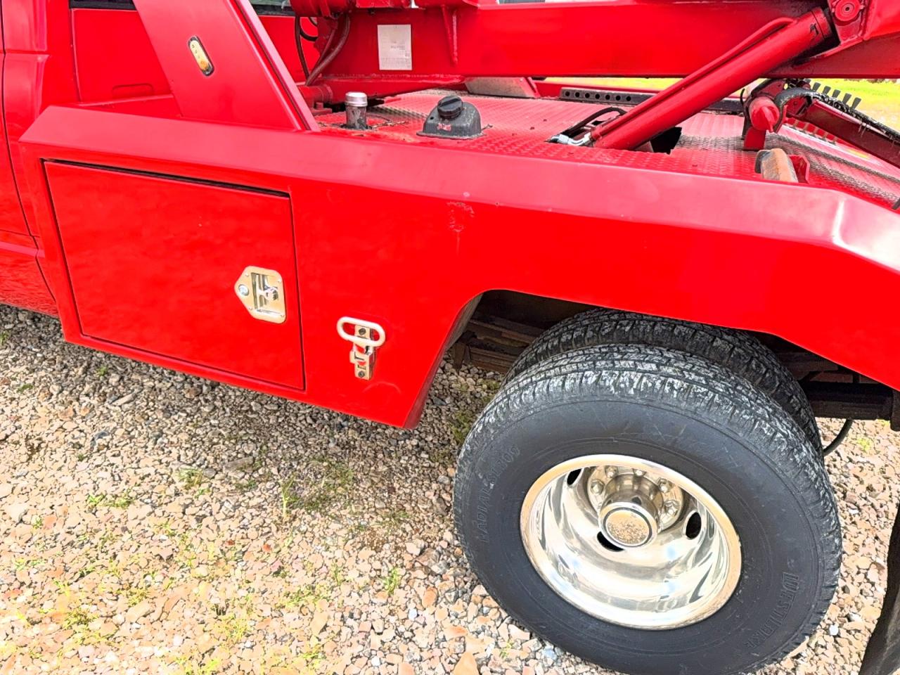 1994 Chevrolet Gmt-400 C3500 Red vin: 1GBJC34NXRE254354