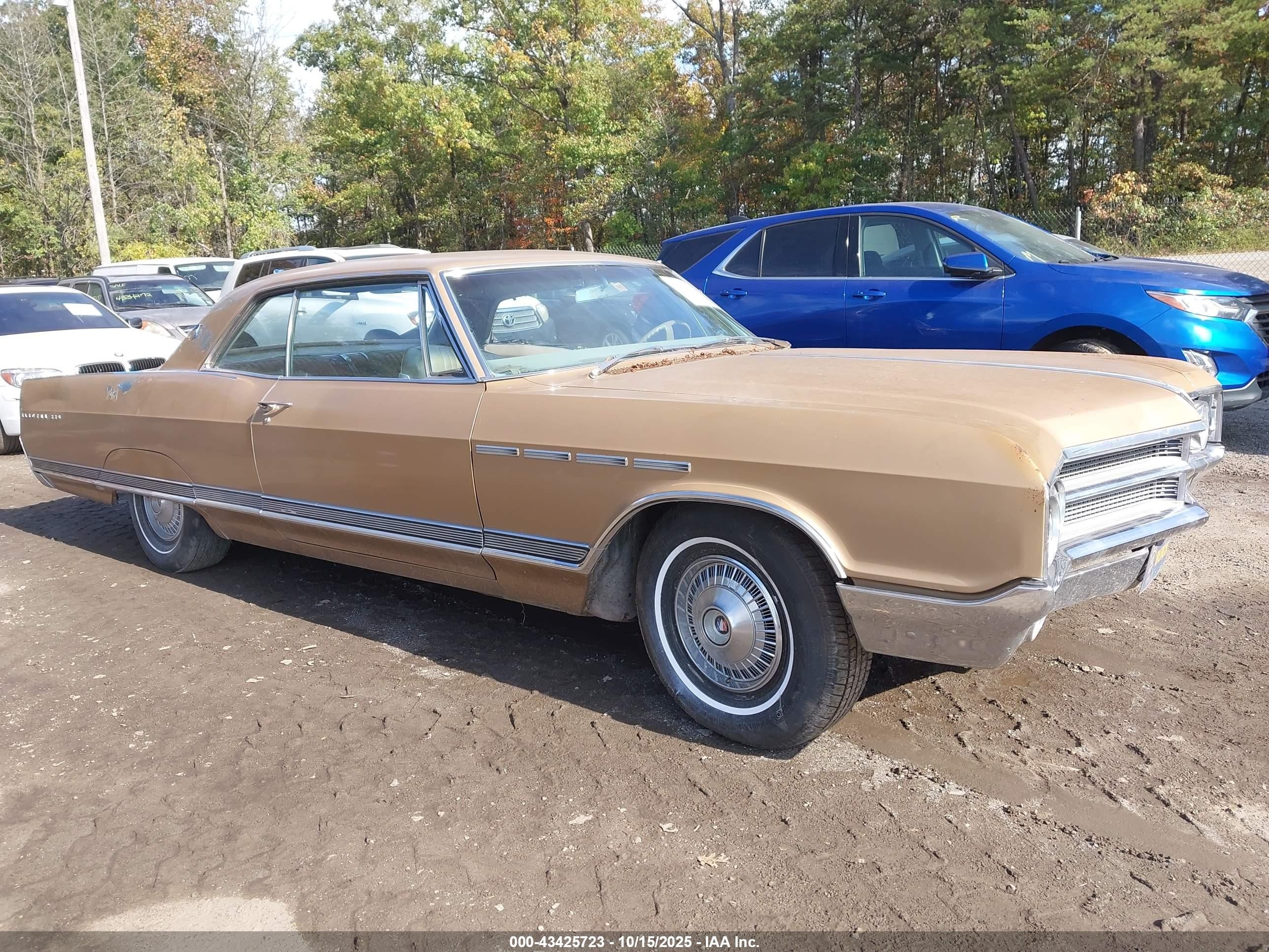 1965 Buick Electra   Beige vin: 484375H297221    