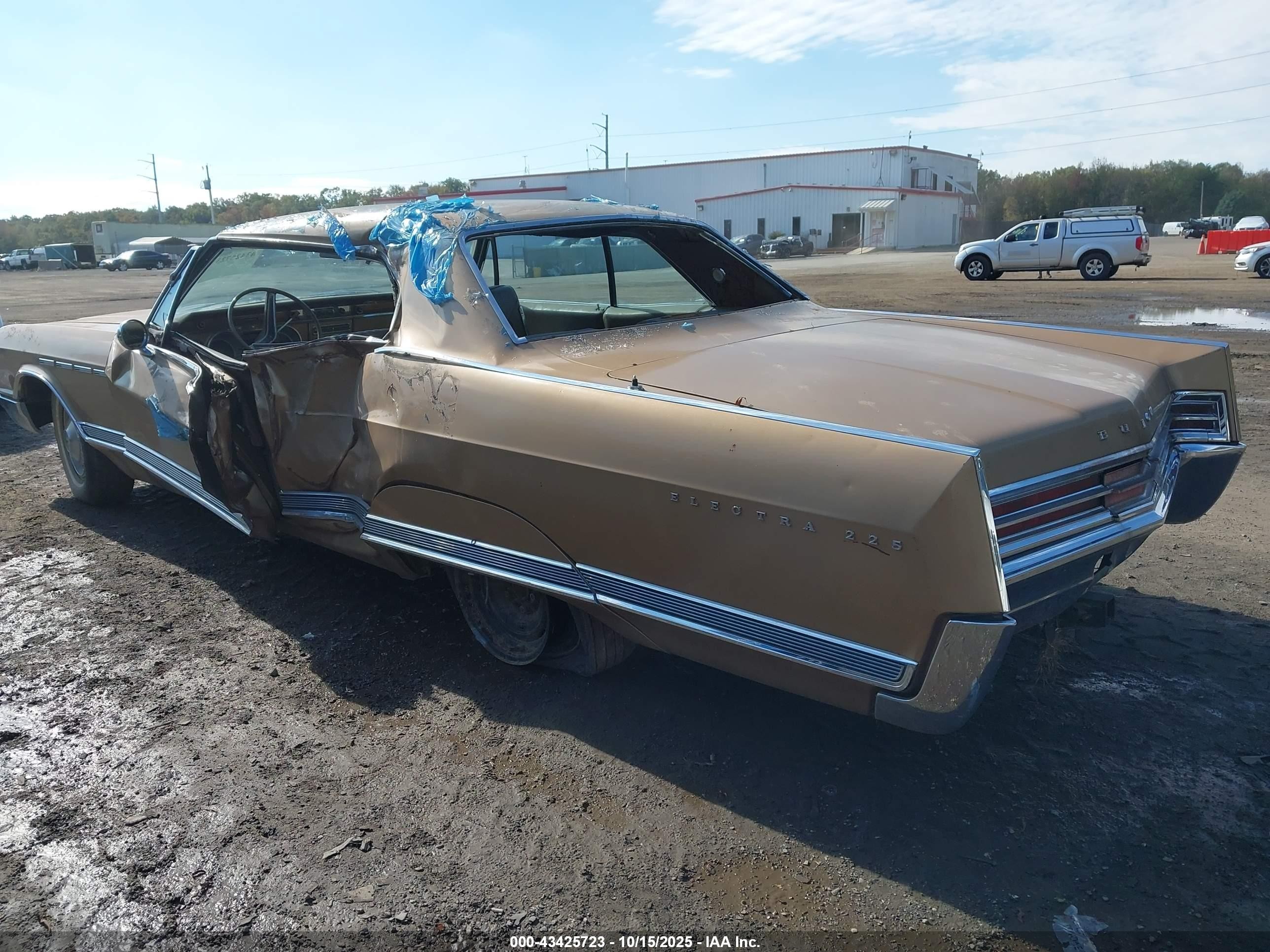 1965 Buick Electra   Beige vin: 484375H297221    
