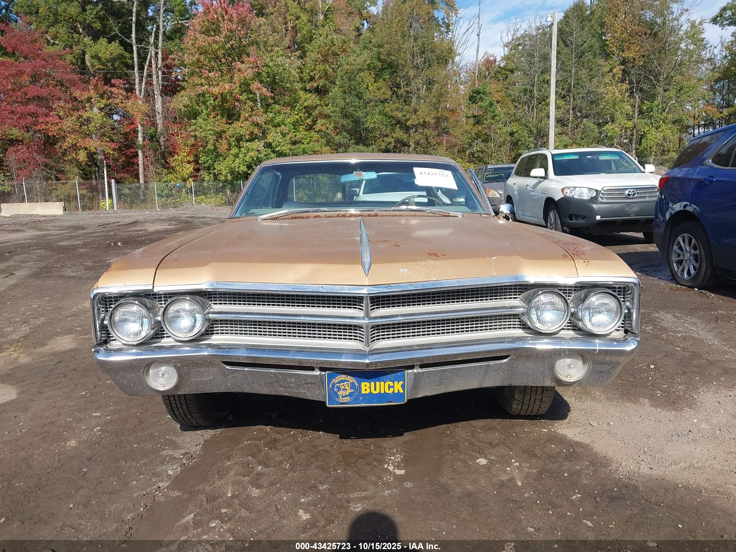 1965 Buick Electra   Beige vin: 484375H297221    