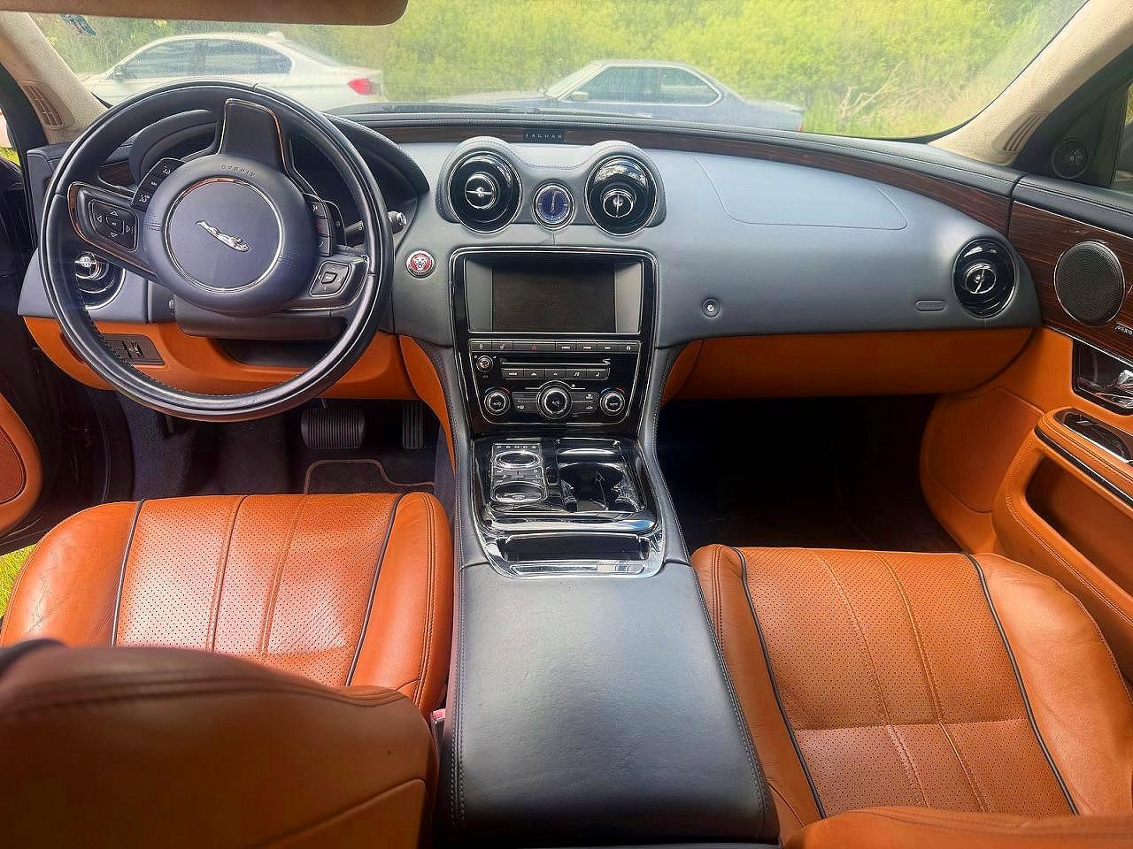 2013 Jaguar Xj Blue vin: SAJWA1C73D8V44829