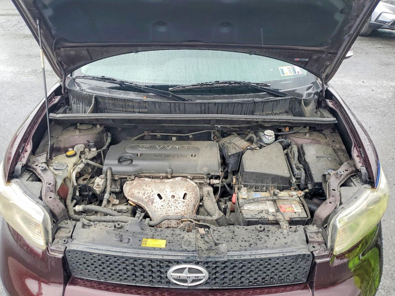 2010 Toyota Scion Xb Burgundy vin: JTLZE4FE1A1099883