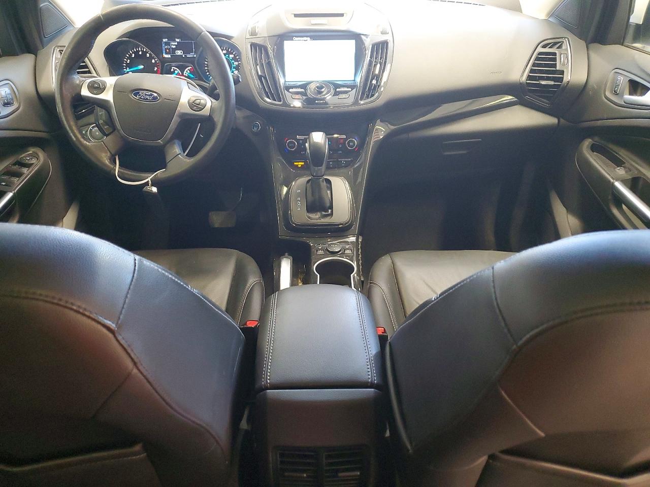 2016 Ford Escape Titanium White vin: 1FMCU9JX0GUB85277
