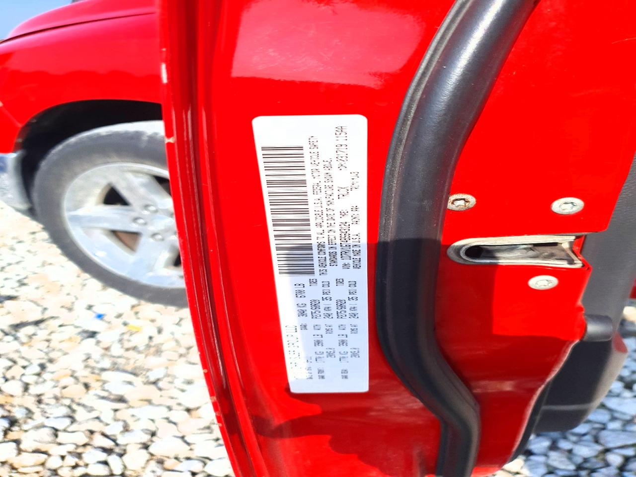 2011 Dodge Ram 1500 Red vin: 1D7RV1GT4BS643124