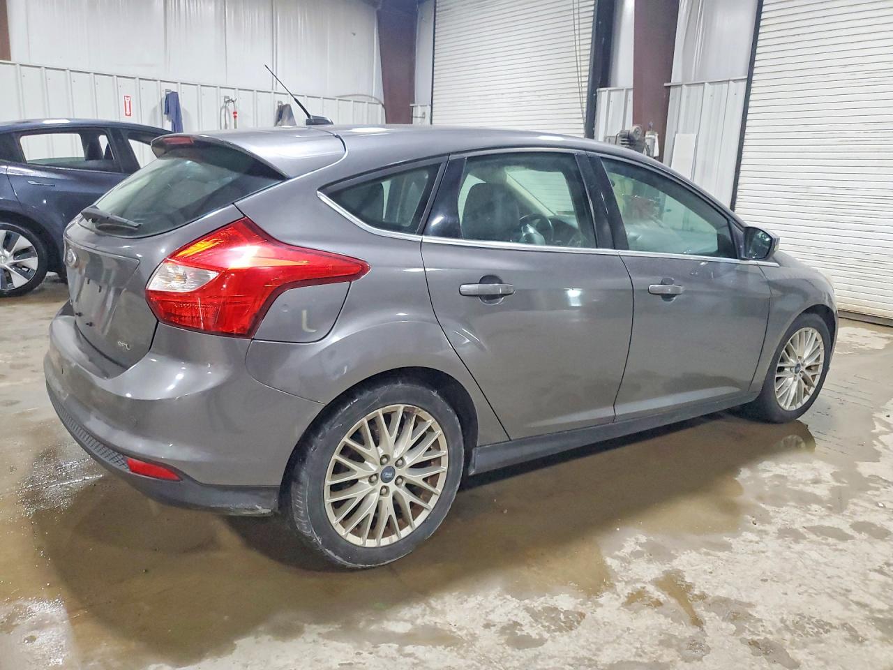 2012 Ford Focus Sel Gray vin: 1FAHP3M29CL446944