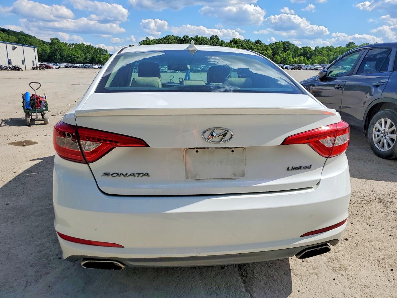 2015 Hyundai Sonata Limited White vin: 5NPE34AF8FH020015