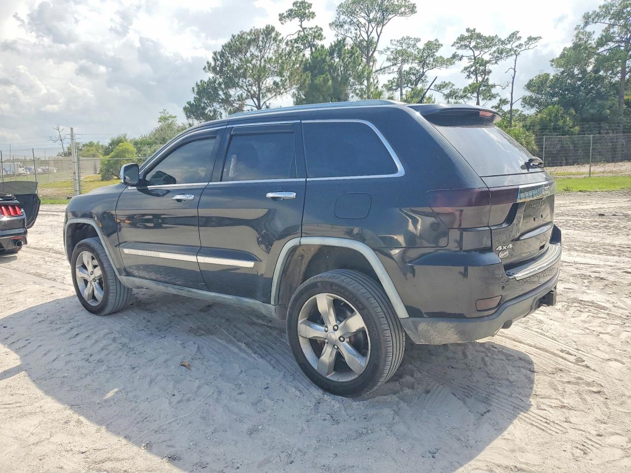 2012 Jeep Grand Cherokee Overland Black vin: 1C4RJFCT8CC182157
