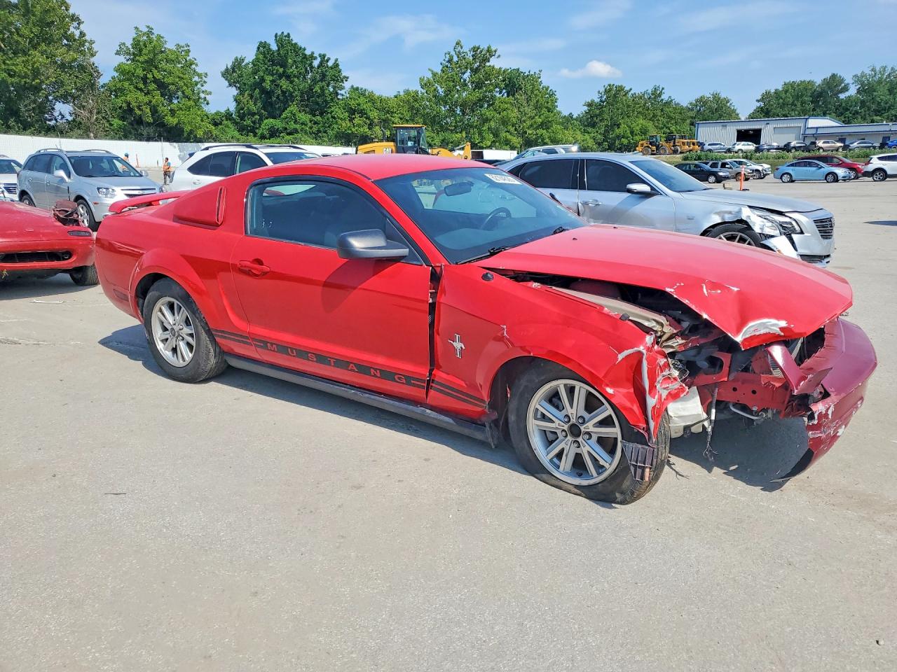2006 Ford Mustang Red vin: 1ZVFT80N265117194