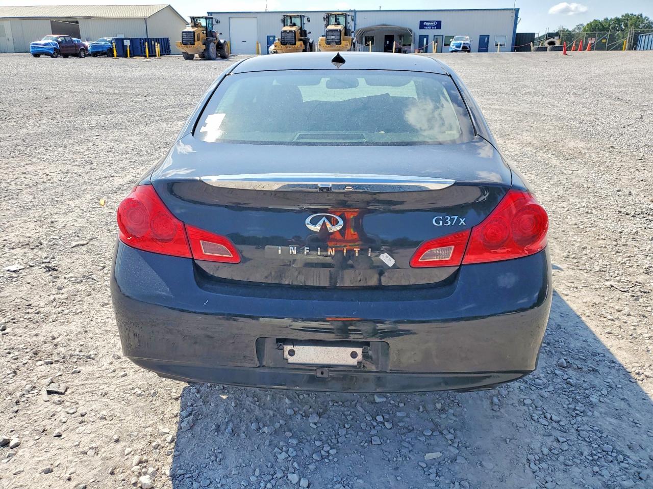 2015 Infiniti Q40 Base Черный vin: JN1CV6AR8FM650312