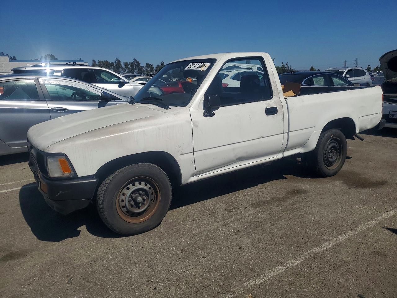 1993 Toyota Pickup 1/2 Ton Short Wheelbase Stb White vin: 4TARN81A8PZ089364