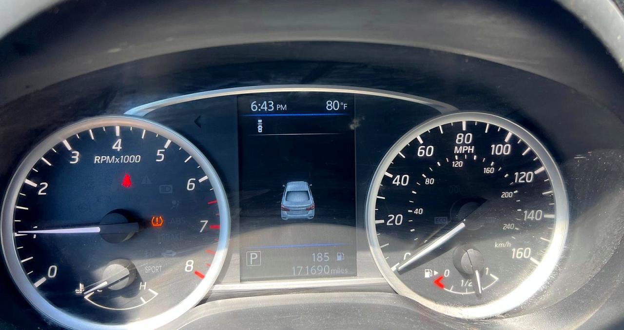 2019 Nissan Sentra S Серебряный vin: 3N1AB7AP0KY443070