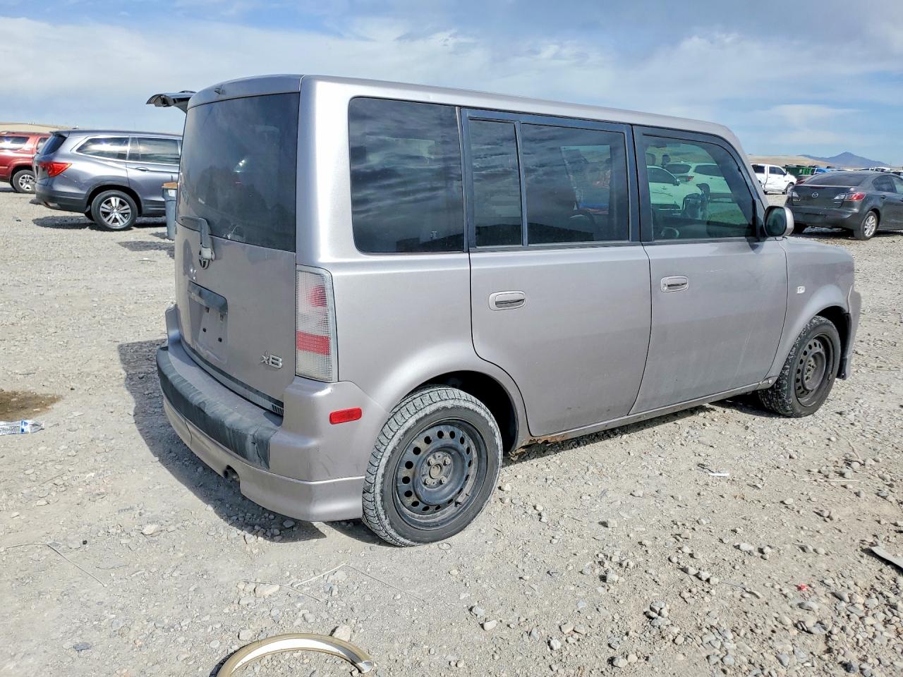 2006 Toyota Scion Xb Серебряный vin: JTLKT324264124827