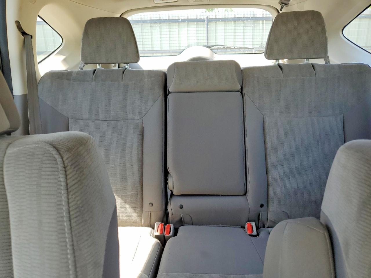 2013 Honda Cr-v Lx Silver vin: 5J6RM4H33DL013552
