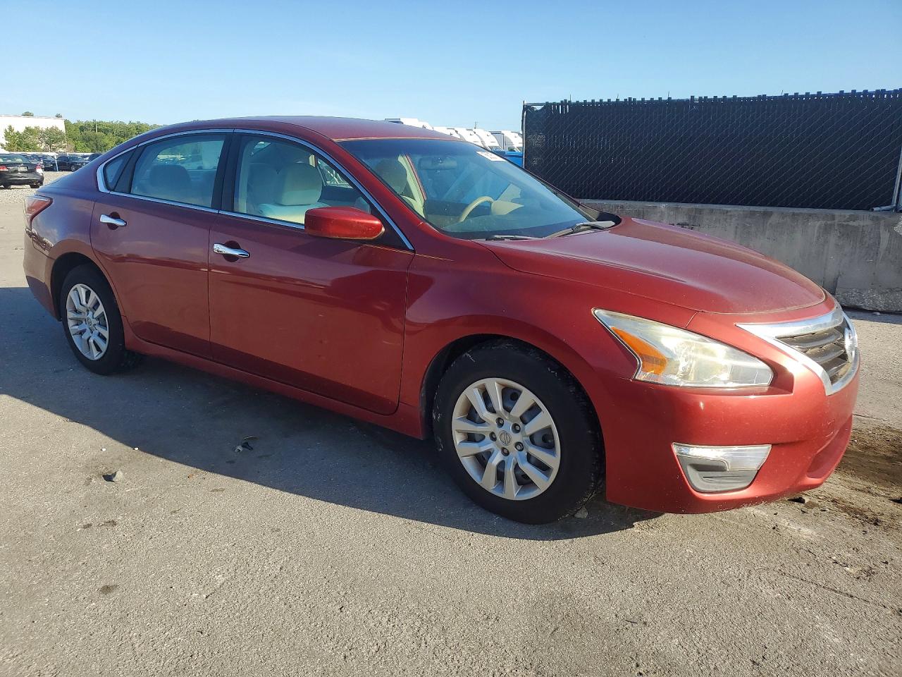 2013 Nissan Altima 2.5 Red vin: 1N4AL3AP6DC122042