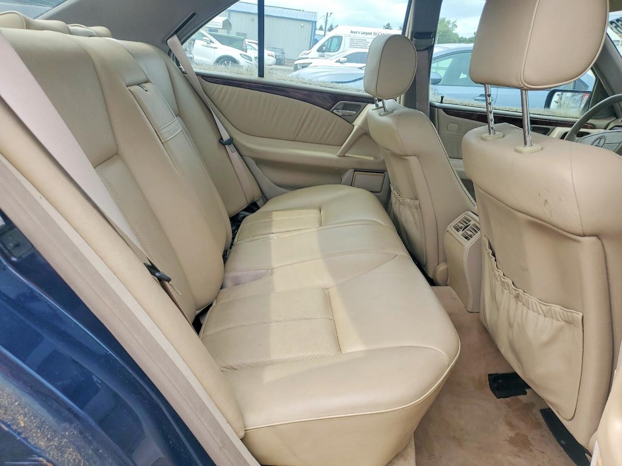 1998 Mercedes-benz E 300td Blue vin: WDBJF25F3WA581880