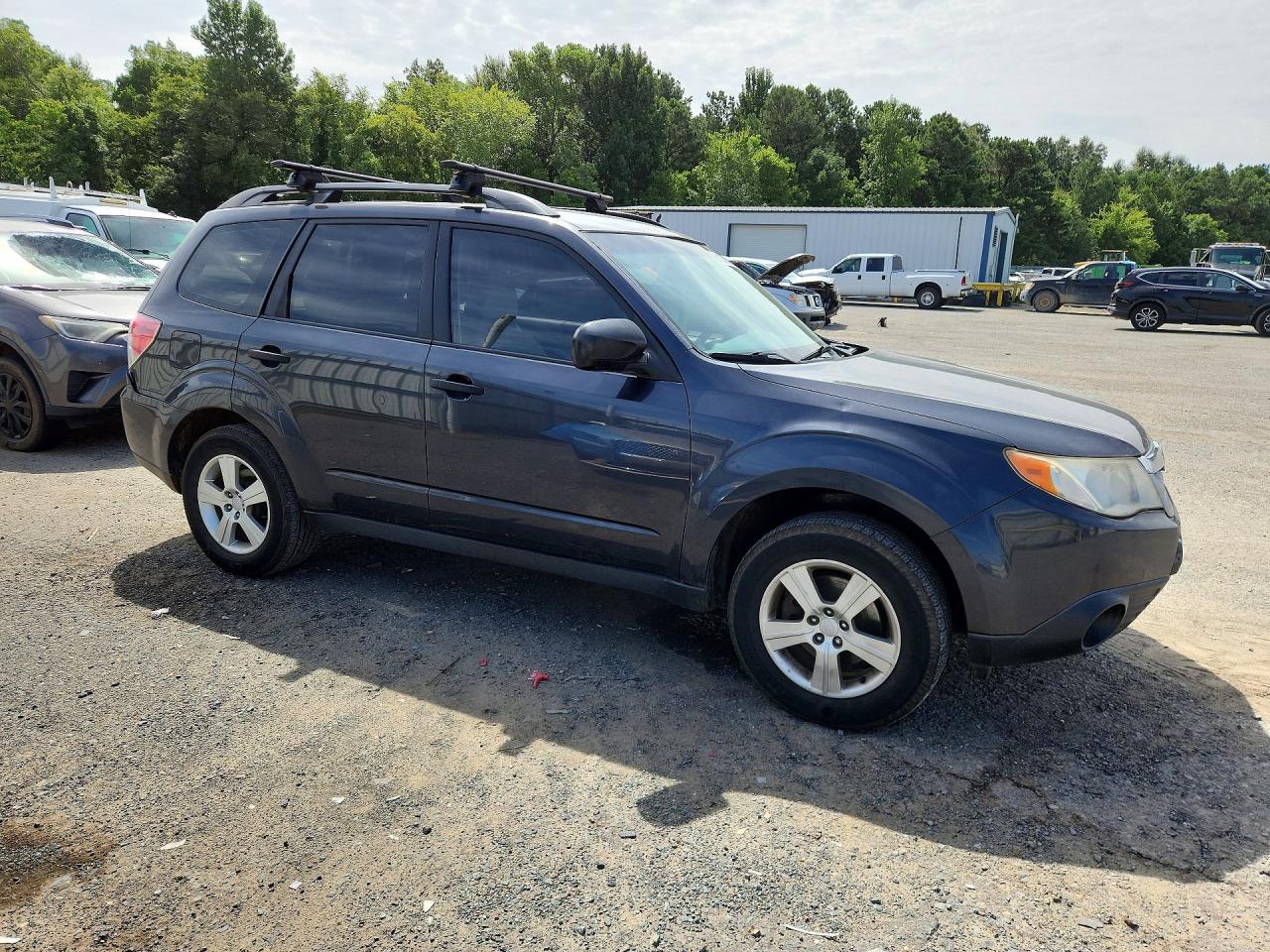 2013 Subaru Forester 2.5x Серый vin: JF2SHABC2DH407826