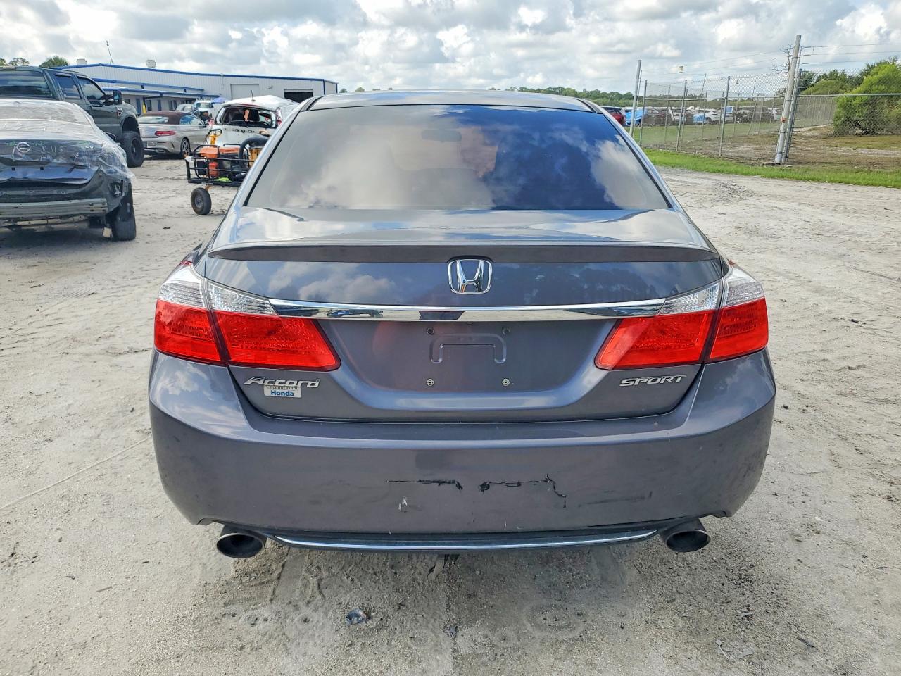 2013 Honda Accord Sport Gray vin: 1HGCR2F50DA257047
