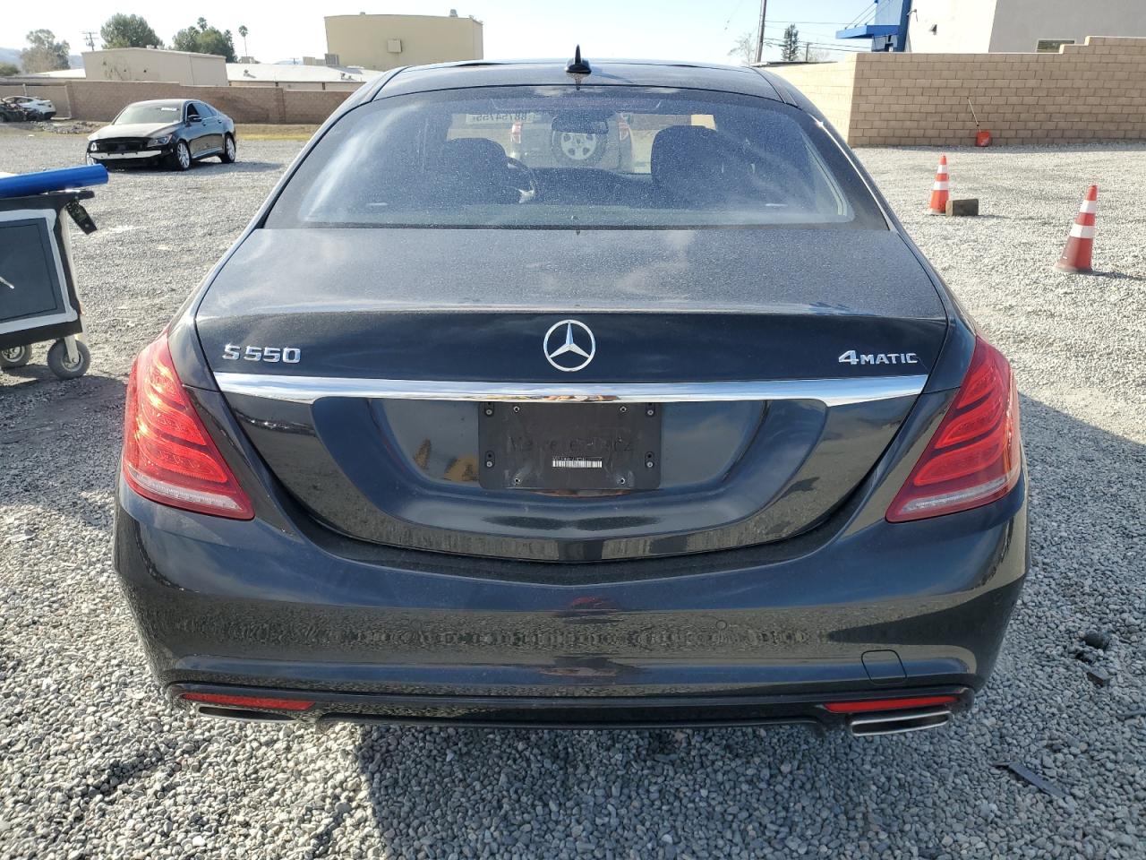2015 Mercedes-benz S 550 4matic Черный vin: WDDUF8FBXFA187344
