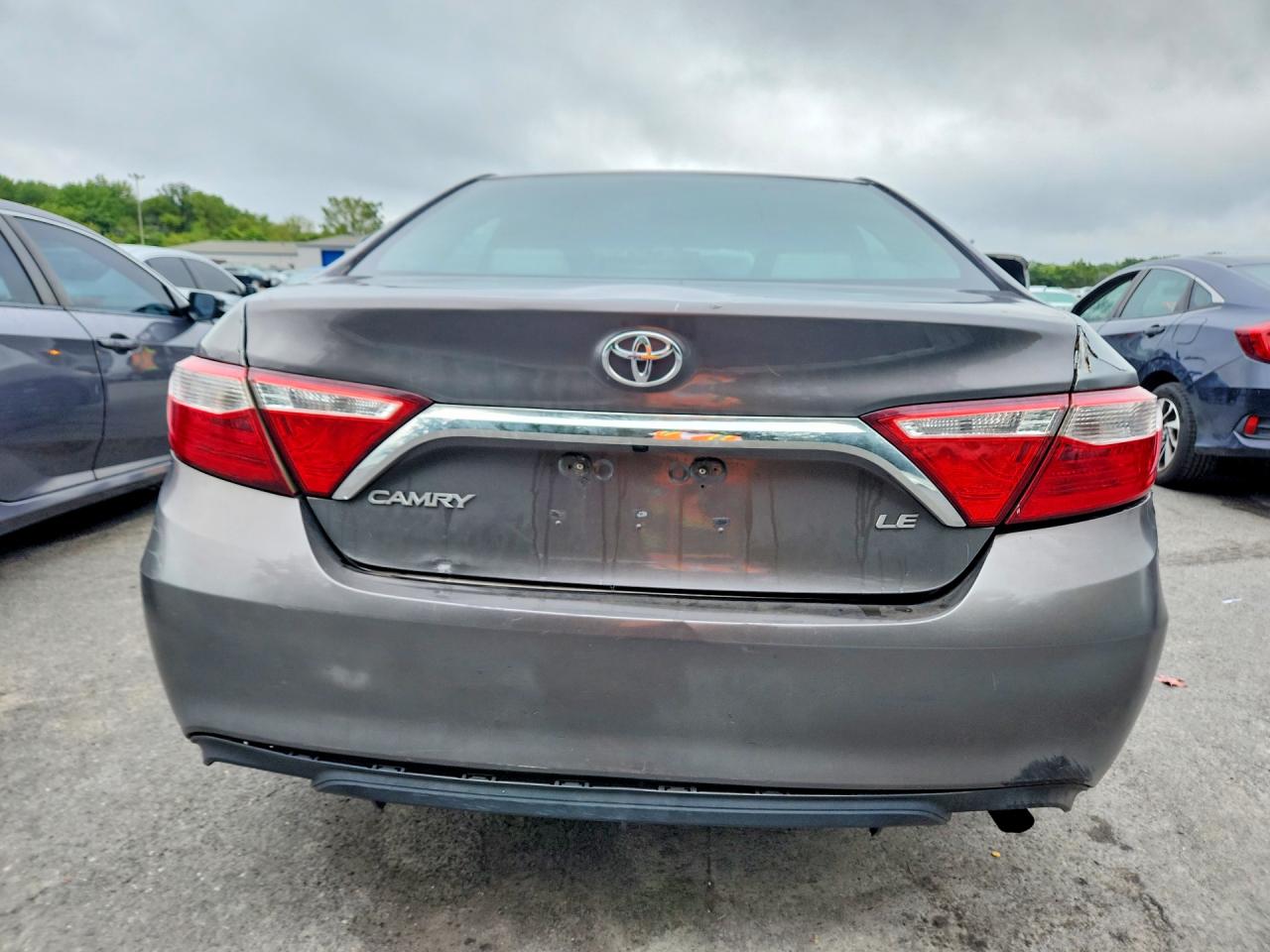 2015 Toyota Camry Le Серый vin: 4T4BF1FK8FR454196