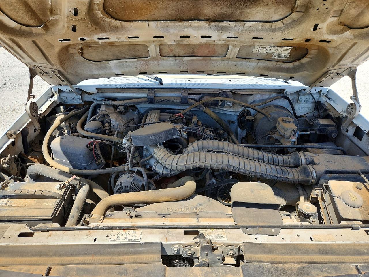 1997 Ford F250 White vin: 3FTHF25H6VMA72630