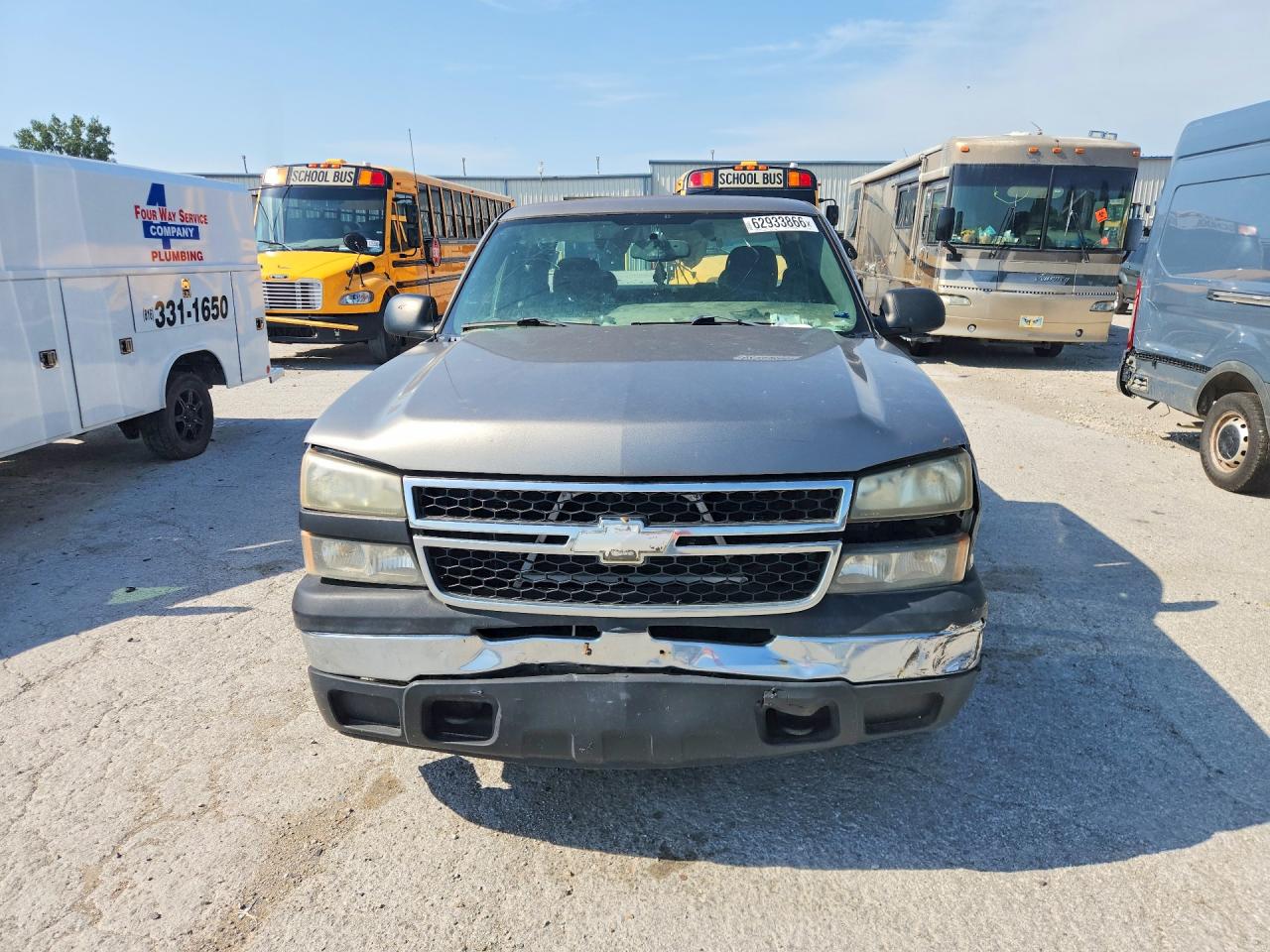 2007 Chevrolet Silverado K1500 Classic Silver vin: 1GCEK19V07Z182342