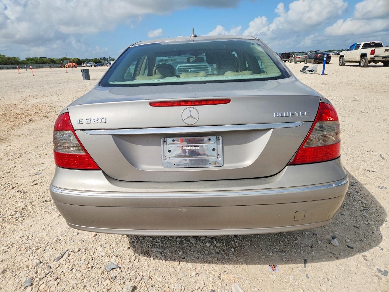 2007 Mercedes-benz E 320 Cdi Tan vin: WDBUF22X97B046686