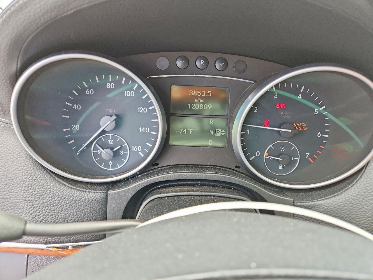 2007 Mercedes-benz Gl 450 4matic Черный vin: 4JGBF71EX7A175866