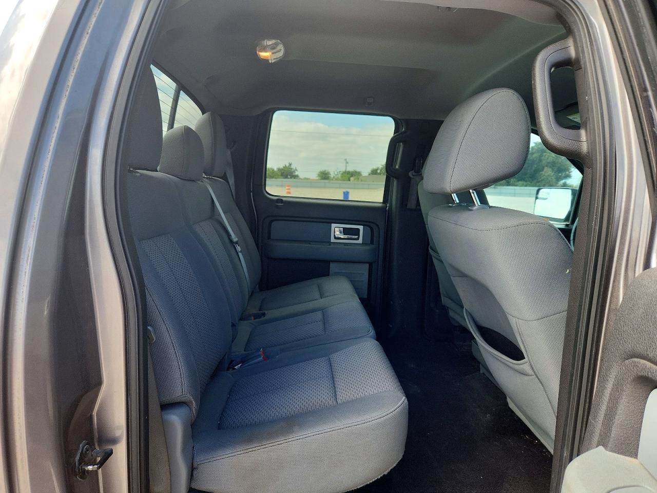 2011 Ford F150 Supercrew Silver vin: 1FTFW1EF3BKD70717