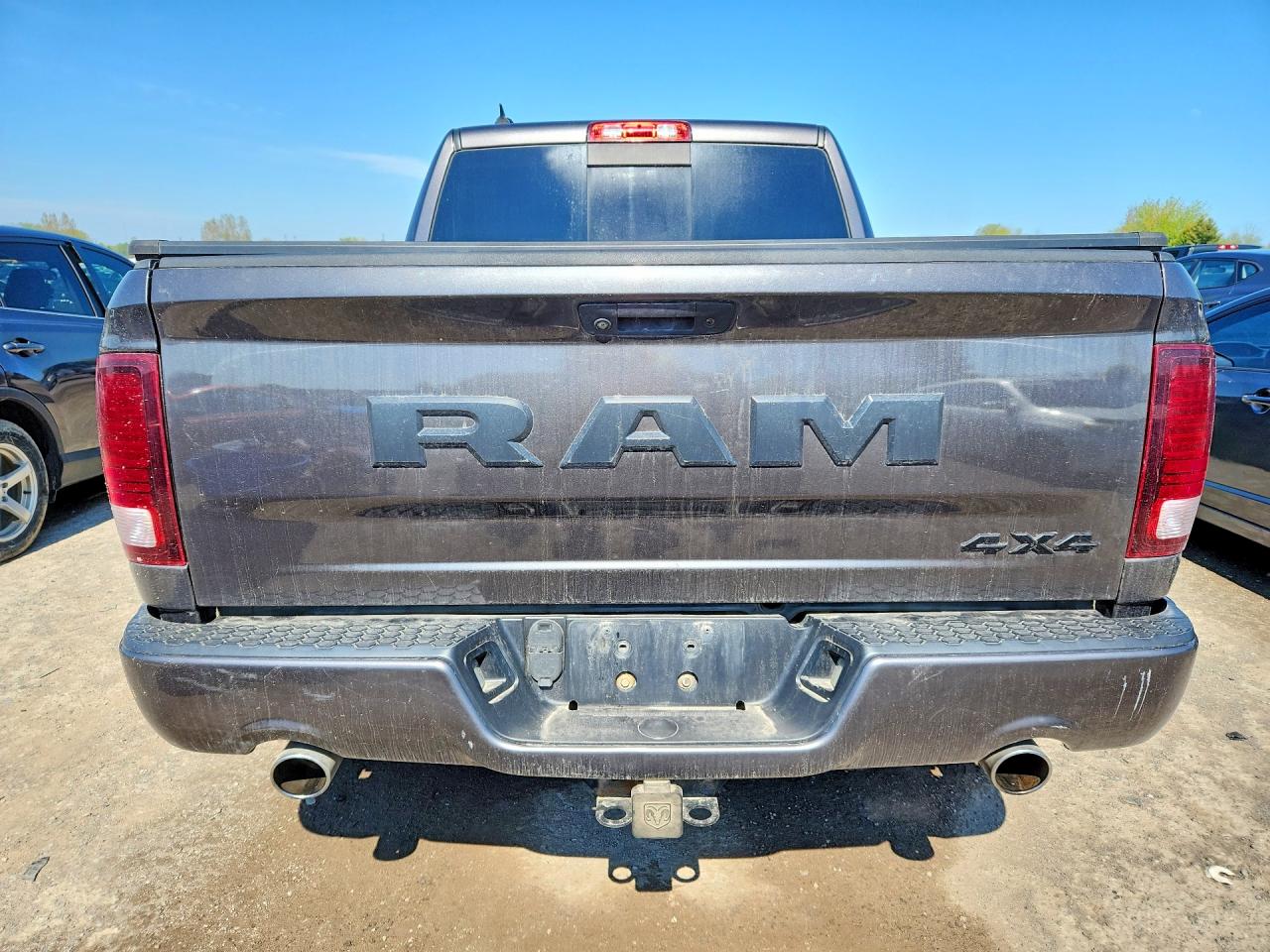 2018 Ram 1500 Sport Gray vin: 1C6RR7MT0JS208290