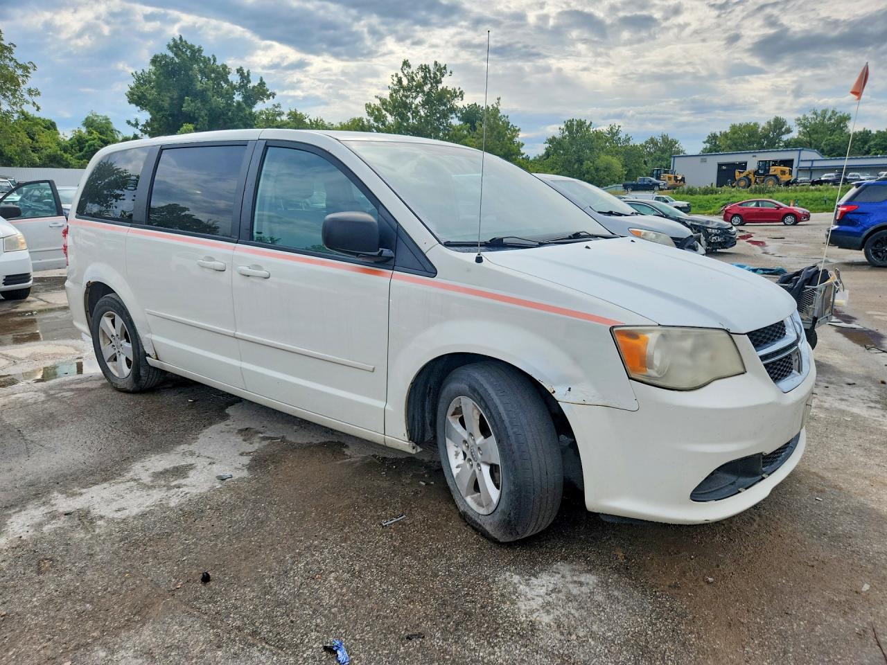 2013 Dodge Grand Caravan Se White vin: 2C4RDGBG9DR616399